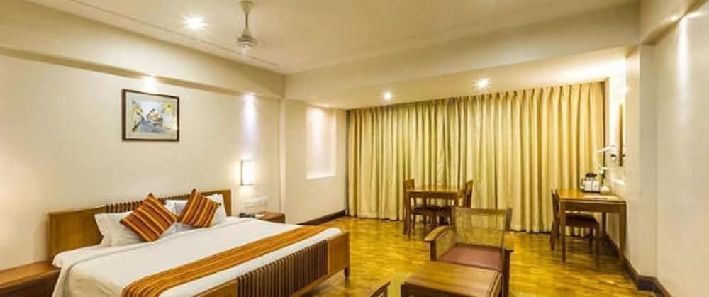Grand Hotel Kochi Ngoại thất bức ảnh
