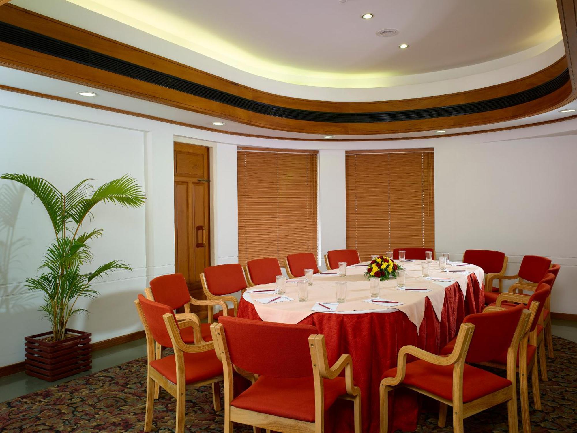 Grand Hotel Kochi Ngoại thất bức ảnh
