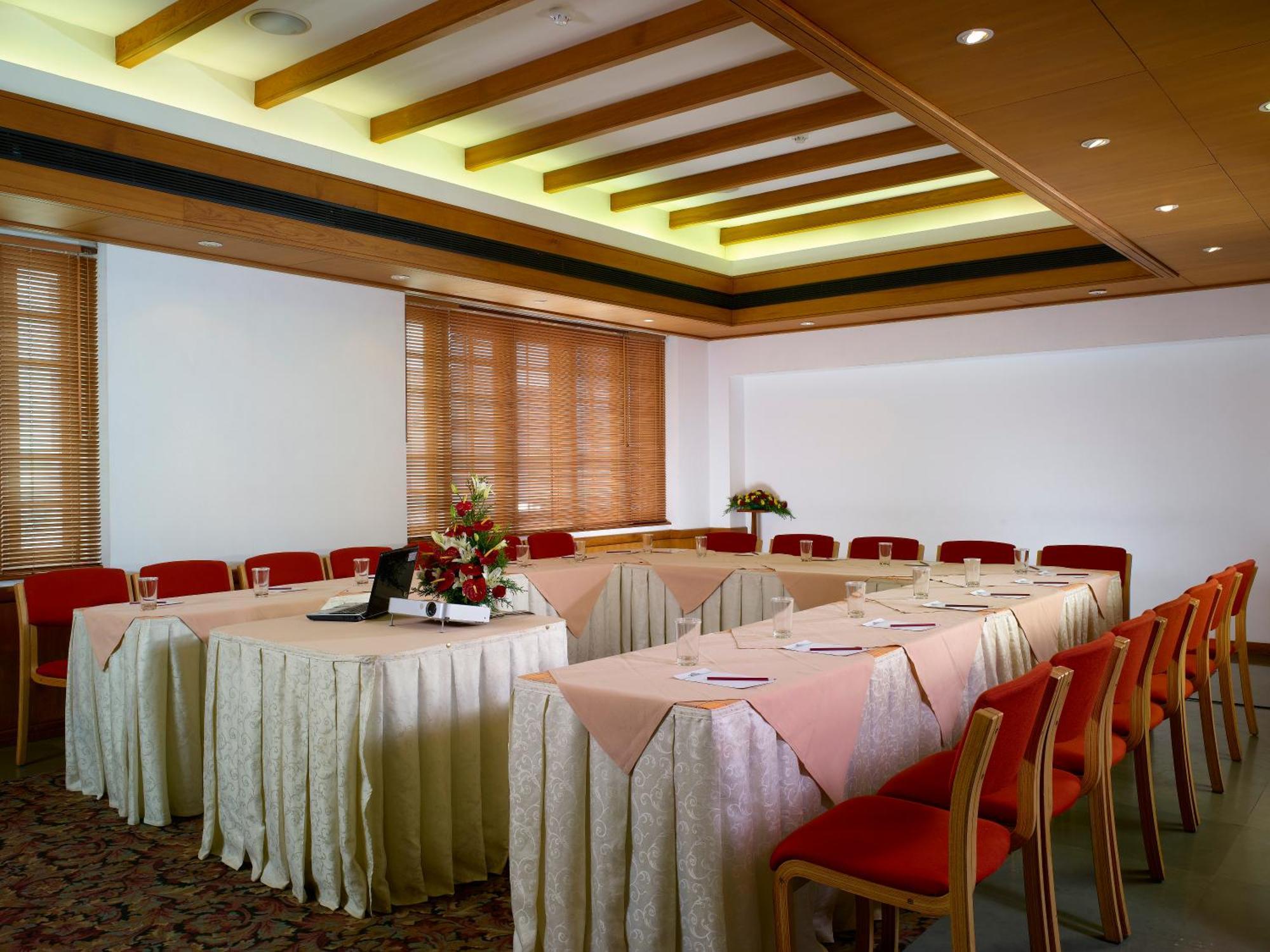 Grand Hotel Kochi Ngoại thất bức ảnh