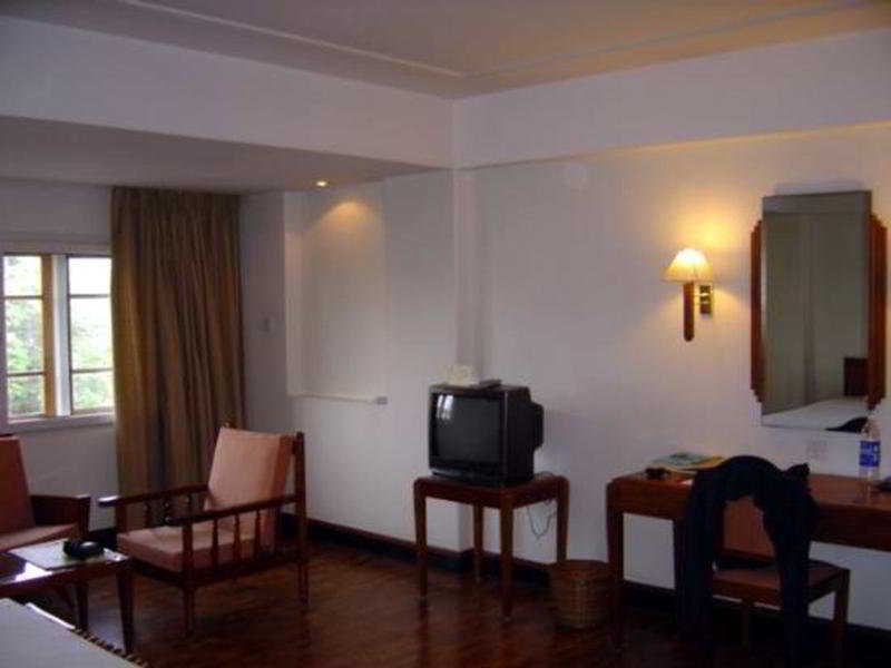 Grand Hotel Kochi Ngoại thất bức ảnh
