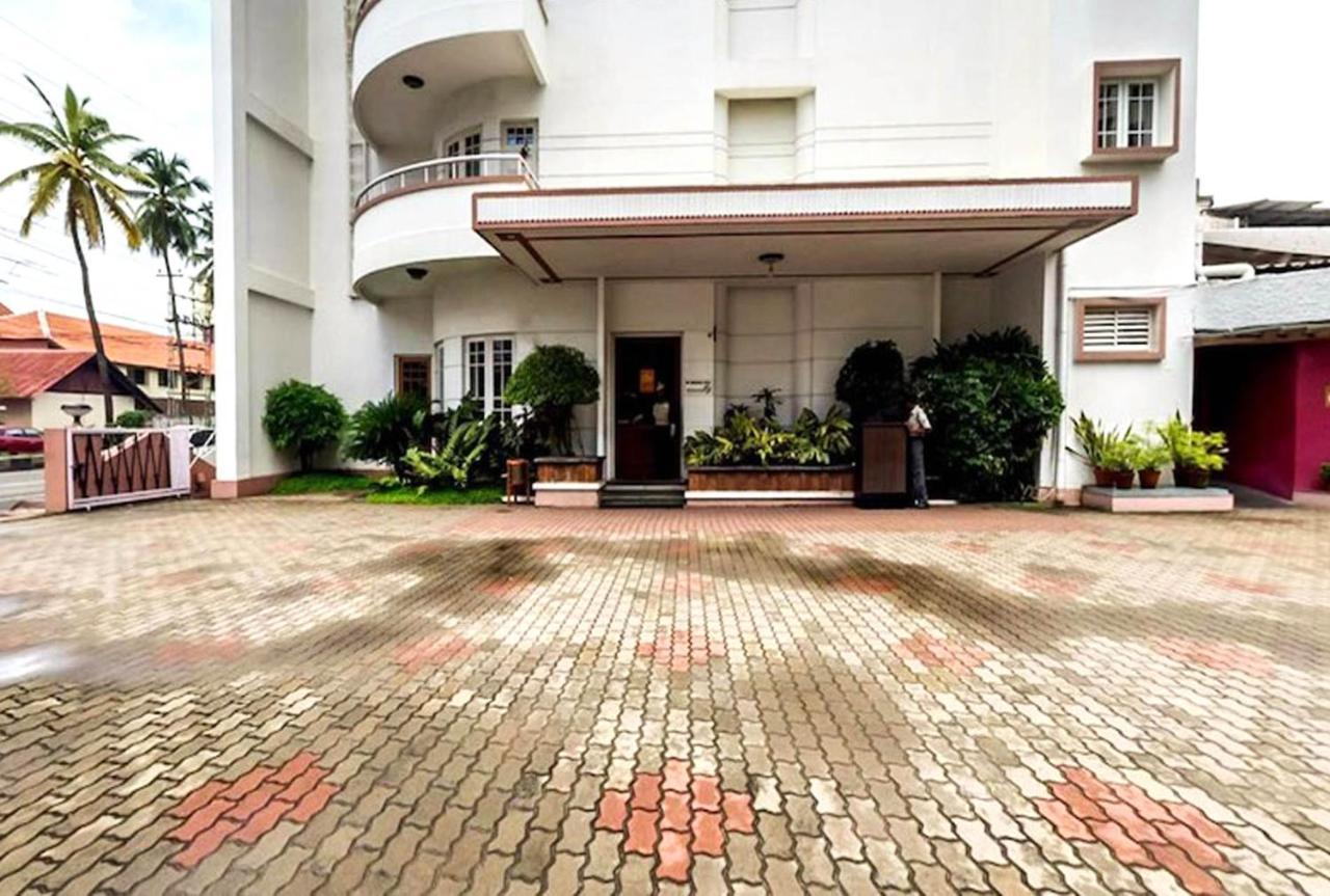 Grand Hotel Kochi Ngoại thất bức ảnh